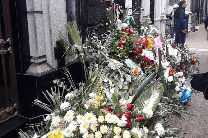 Best of Buenos Aires Private Walking Tour - Recoleta Cemetery: the ticket-included stop that makes the whole tour feel deeper