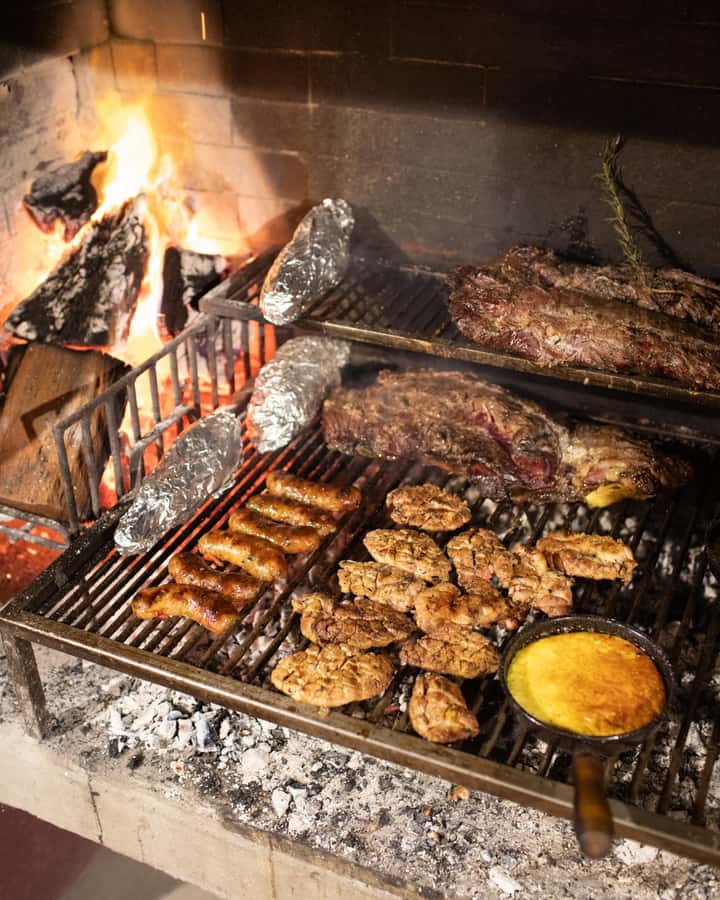Buenos Aires: Authentic Argentine Asado BBQ with Live Music - Logistics in Plain Terms: Meeting Point and Timing
