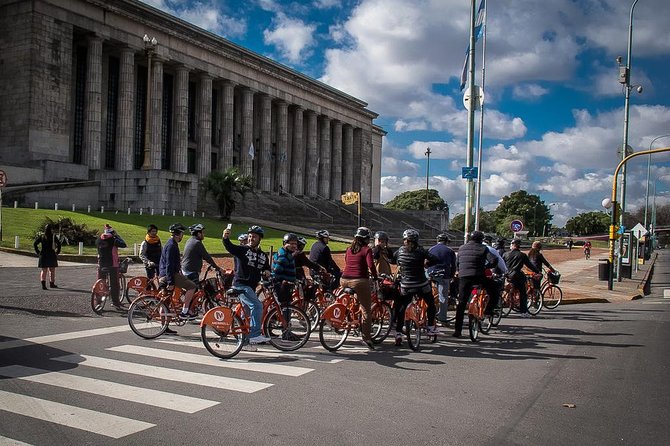 Buenos Aires Bike Tour: North Districts, Recoleta and Palermo - Guide style and English clarity: what I’d pay attention to