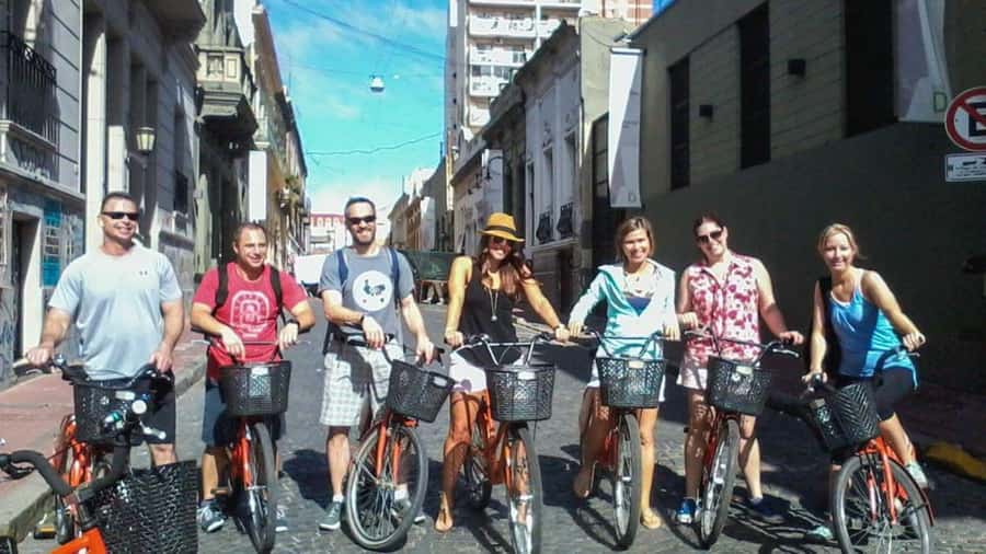 Buenos Aires Bike Tour: South or North Circuit - Comfort tips: make the cobblestones and crossings feel manageable