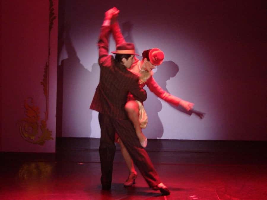Buenos Aires: Cafe Los Angelitos Tango Show, Optional Dinner - The tango show itself: classic drama and modern steps