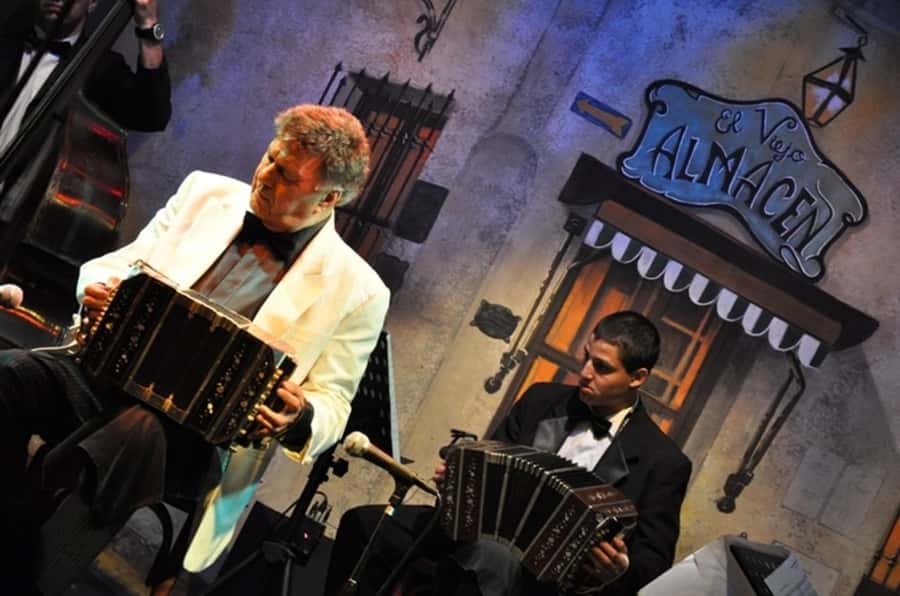 Buenos Aires: El Viejo Almacen Tango Show & optional Dinner - Getting There: Meeting Point and Optional Pickup