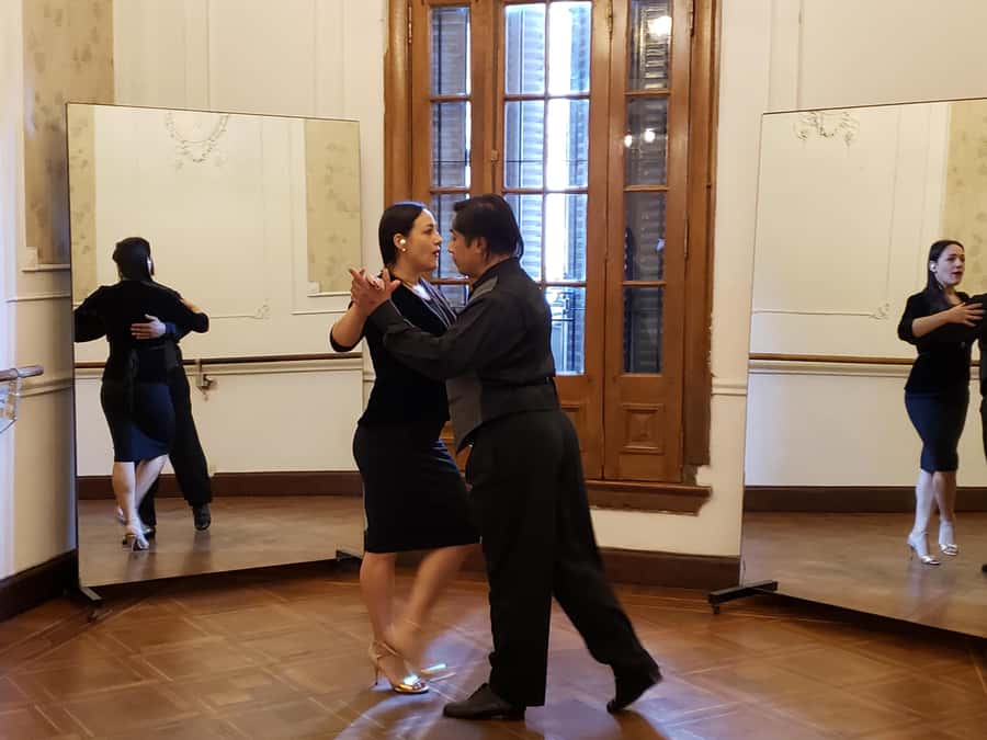 Buenos Aires: Group tango class with mate and snacks - Almagro’s old mansion: the setting makes tango easier