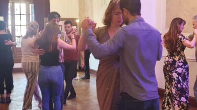 Buenos Aires: Group tango class with mate and snacks - The 1-hour tango lesson with Johana Copes’ team