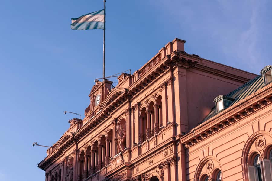 Buenos Aires: Historic Buenos Aires Landmarks & Icons Tour - Casa Rosada and Plaza de Mayo: more than a postcard