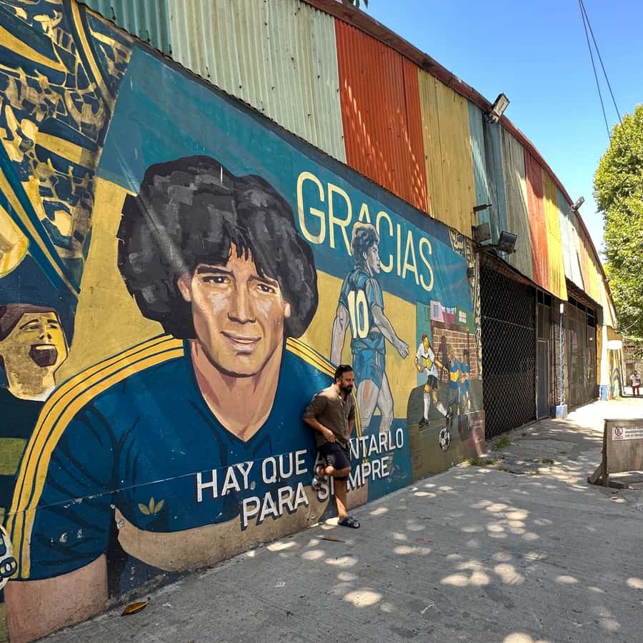 Buenos Aires: La Boca Art and History Walking Tour - Starting at the Benito Quinquela statue: how you get oriented fast
