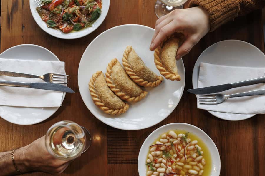Buenos Aires: Local Foodie Adventure with Sherpa Food Tours - How the 3.5-Hour Route Works in Real Life