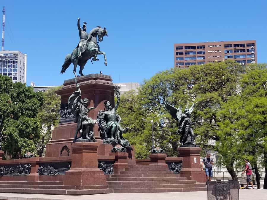 Buenos Aires: Private City Tour by Car with Hotel or Pickup - Why a private car tour works so well in Buenos Aires