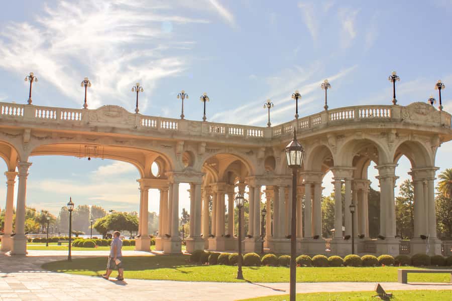 Buenos Aires: Puerto Madero to Tigre Round Trip Cruise - Who should book this Puerto Madero to Tigre cruise?