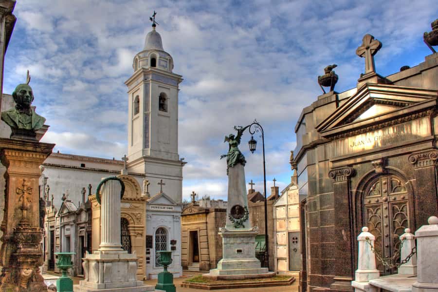 Buenos Aires: Recoleta Neighborhood Walking Tour - Key highlights you’ll actually feel