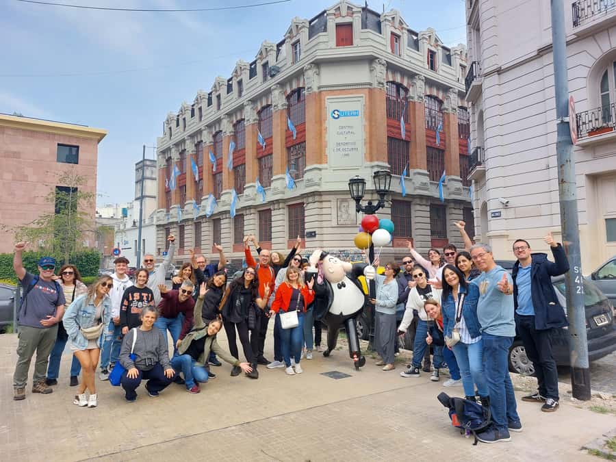 Buenos Aires: San Telmo and Market Guided Walking Tour - San Telmo in two hours: a practical intro to how Buenos Aires works
