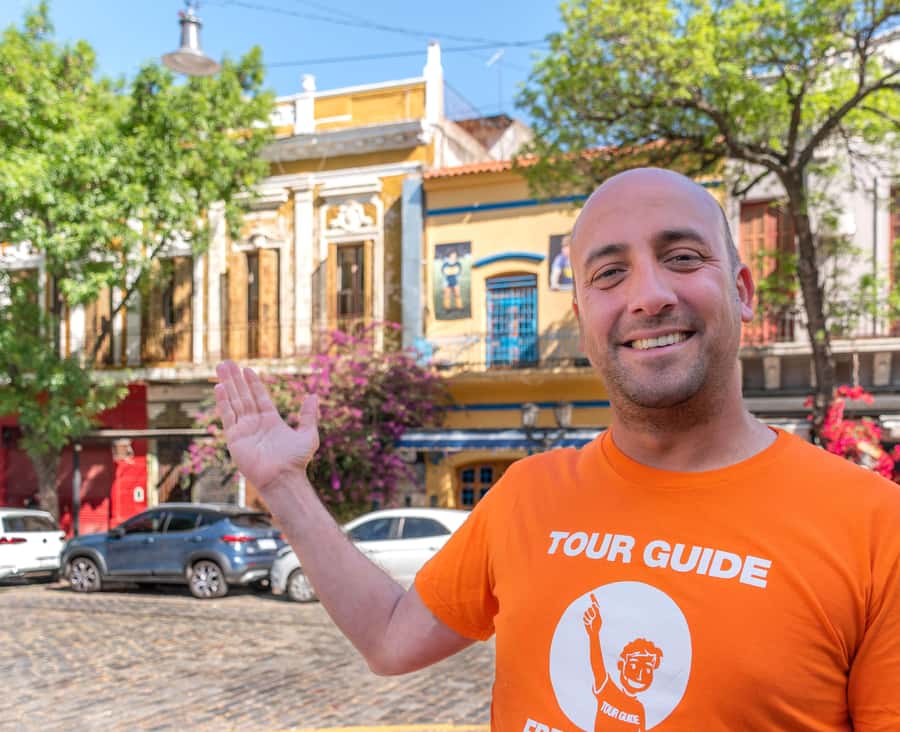 Buenos Aires: San Telmo and Market Guided Walking Tour - Iglesia y Convento de San Francisco: the past you can see