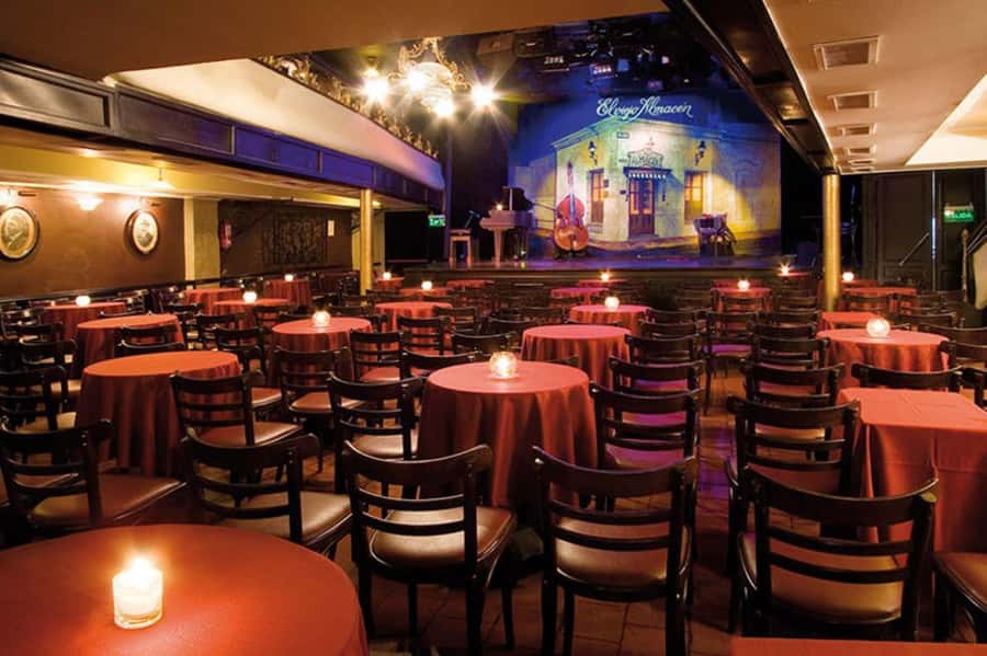 Buenos Aires: Tango Show "Viejo Almacén" & optional dinner - Your evening schedule: pickup, dinner at 8:30, show at 10:00