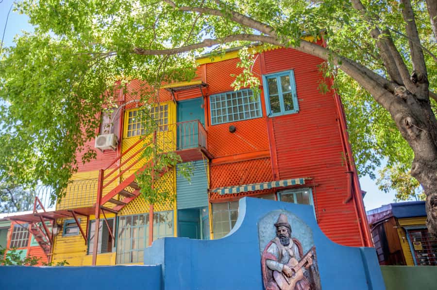 Classic City Tour of Buenos Aires: Neighborhoods and Emblems - San Nicolás and Montserrat: the Obelisk and the Plaza de Mayo gravity