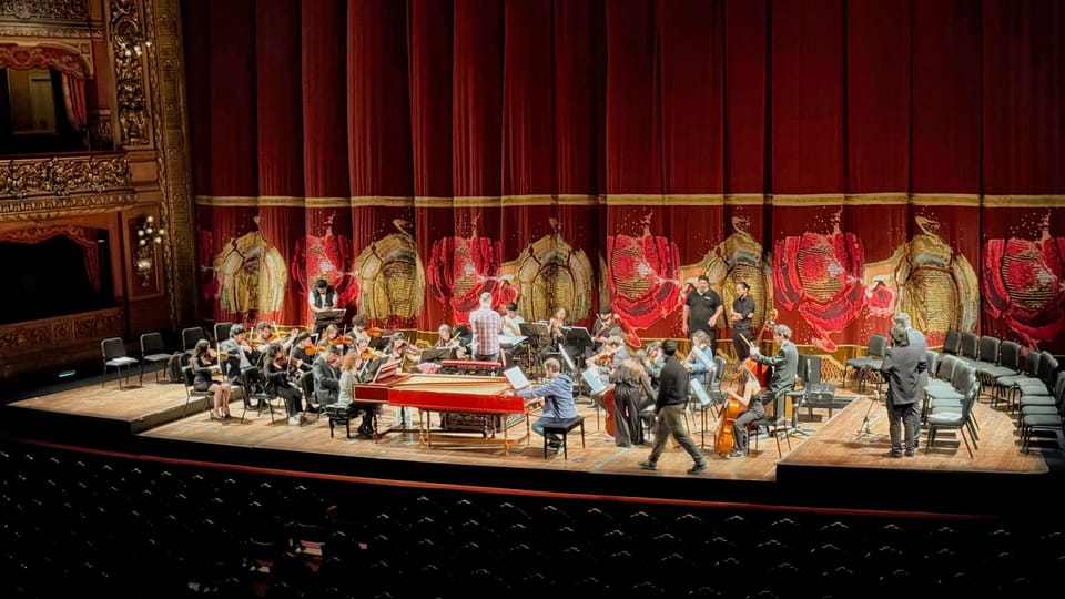 Experience Teatro Colon : Secure your Tour today!!! - Price and value: is $48 worth it?