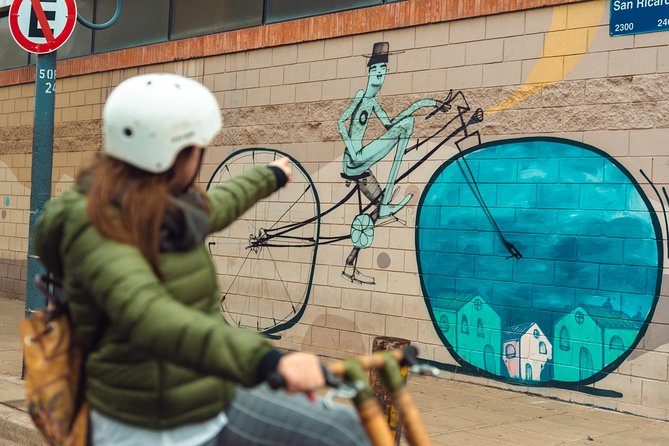 Private Off the Beaten Path: Hidden Urban Art Bike Tour - Getting Oriented in San Telmo Before You Hit the Streets