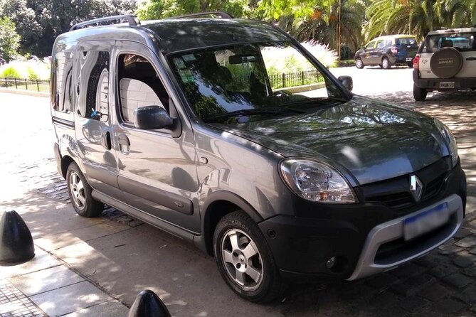 Private transfer to or from Ezeiza Airport "EZE" - On the road: points of interest and English help