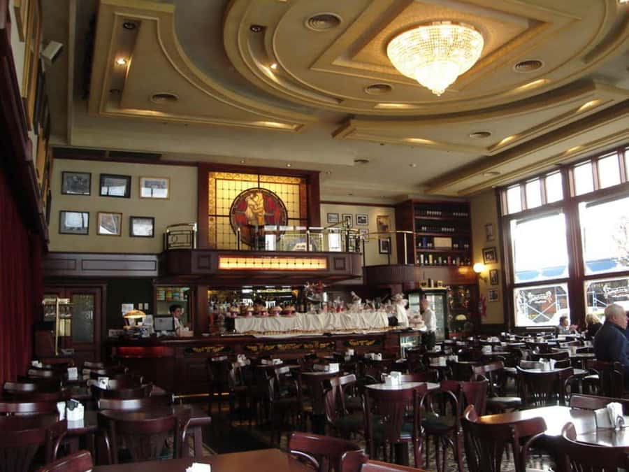 Tango Show at Café de los Angelitos - Dinner option: a smooth meal plus a bigger night (but quality can vary)