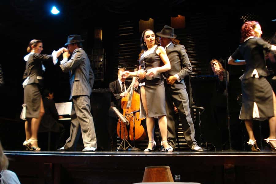 Tango show in La Ventana with optional Dinner - Two orchestras, four dance pairs, and the kind of tango you can hear in your ribs