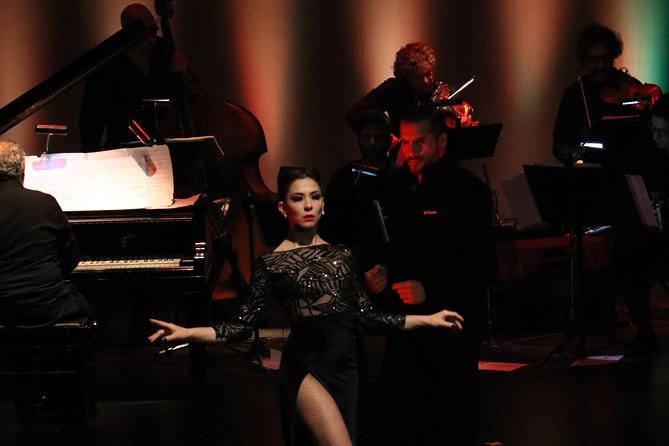 Teatro Astor Piazzolla Skip-the-Line Ticket - Live music and tango craft: what the show emphasizes